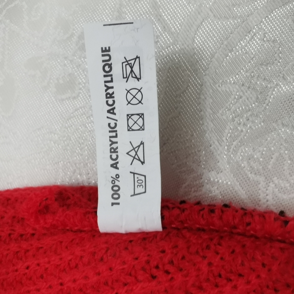 True North Men's Knit Tuque - Picture 5 of 8